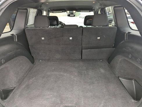 Used 2018 Jeep Grand Cherokee Laredo image 19