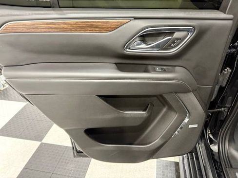 Used 2023 Chevrolet Tahoe High Country w/ Advanced Technology Package image 21