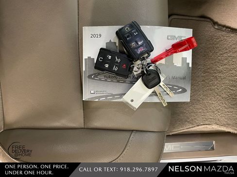 Used 2019 GMC Yukon SLT image 48