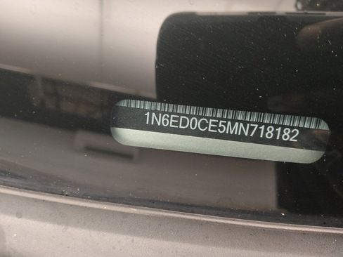 Used 2021 Nissan Frontier S RWD image 33