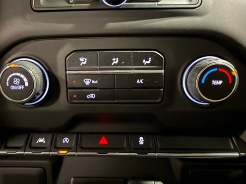 Used 2022 Chevrolet Silverado 1500 W/T image 16