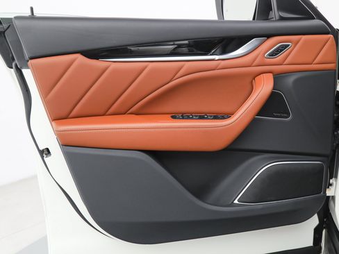 Certified 2023 Maserati Levante Modena AWD/4WD image 14