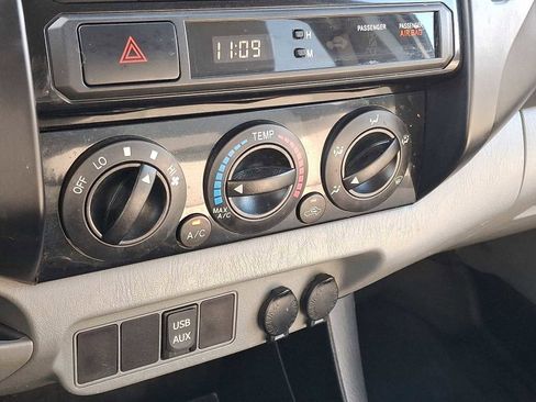 Used 2012 Toyota Tacoma 4x4 Double Cab image 22