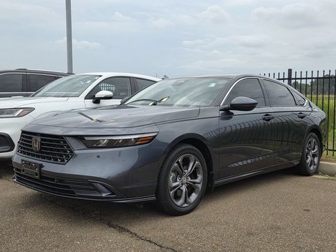 Used 2024 Honda Accord EX-L image 8