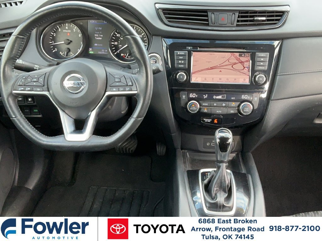 Used 2018 Nissan Rogue SV w/ Premium Package AWD/4WD image 11