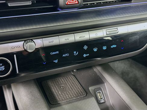 Used 2024 Hyundai Ioniq 6 SEL image 24