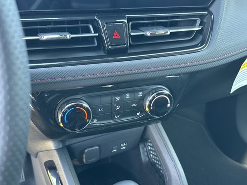 New 2025 Chevrolet TrailBlazer RS image 34