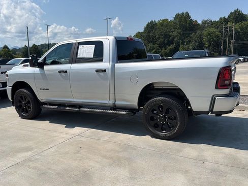 Used 2026 RAM 2500 Big Horn AWD/4WD image 6