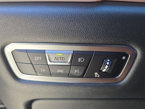 Used 2023 BMW X5 xDrive40i w/ Premium Package image 29