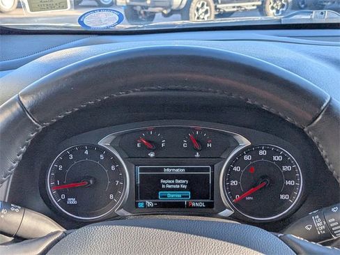 Used 2018 GMC Acadia SLT image 30