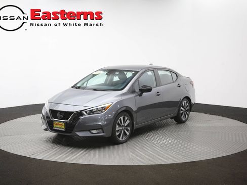 Used 2021 Nissan Versa SR FWD image 54