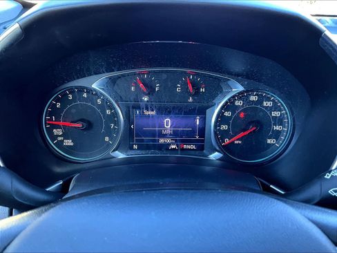 Used 2022 Chevrolet Equinox LT image 25