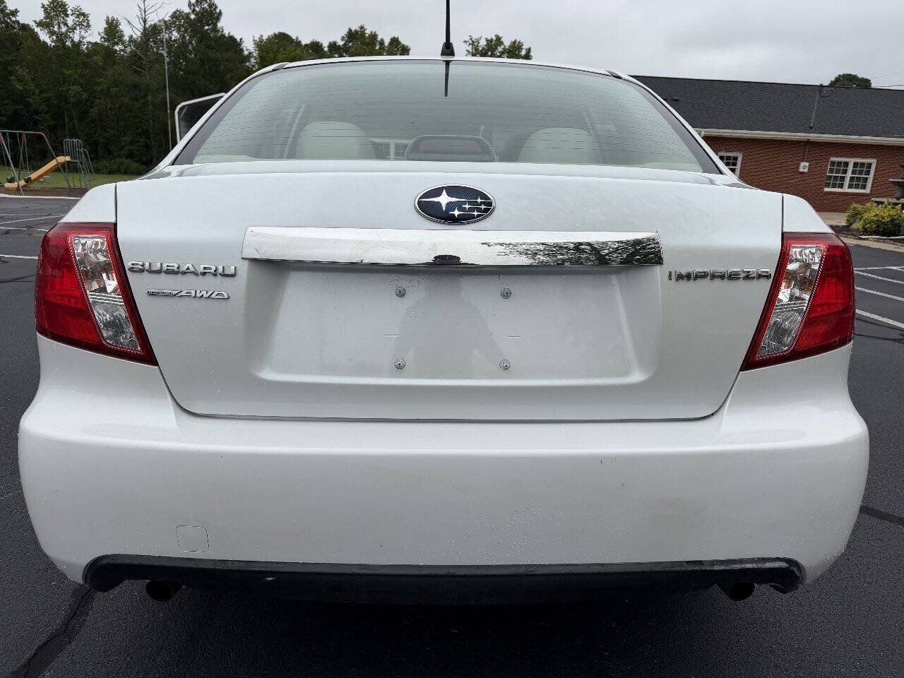 Used 2011 Subaru Impreza 2.5i Premium w/ PWR Moonroof Value Pkg AWD/4WD image 6