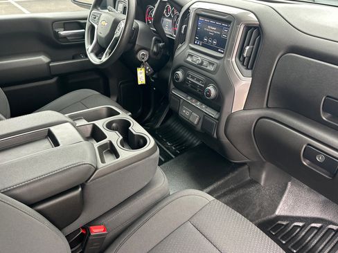 Certified 2023 Chevrolet Silverado 2500 W/T w/ WT Convenience Package image 15