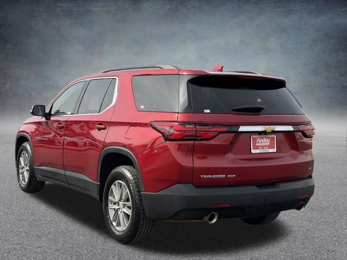 Used 2023 Chevrolet Traverse LT image 7