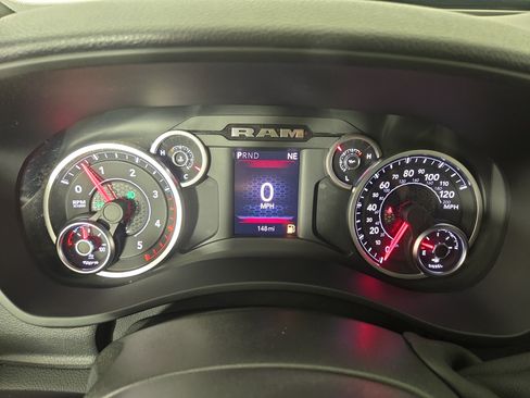 Used 2026 RAM 2500 Tradesman AWD/4WD image 18