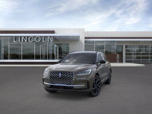 New 2026 Lincoln Corsair Grand Touring image 3