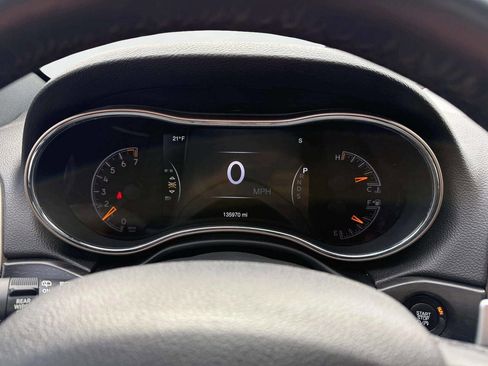 Used 2014 Jeep Grand Cherokee Limited image 18