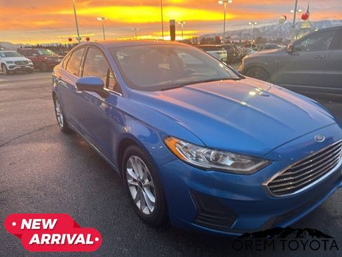 Used 2020 Ford Fusion SE image 11