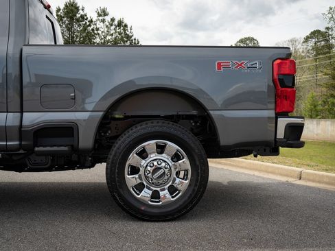 New 2026 Ford F350 Lariat w/ Lariat Ultimate Package AWD/4WD image 15