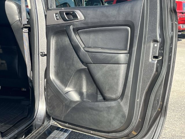 Used 2019 Ford Ranger Lariat w/ Black Appearance Package AWD/4WD image 21