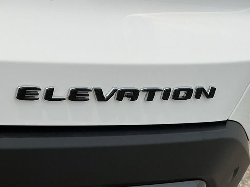 Used 2025 GMC Terrain Elevation w/ Elevation Premium Package AWD/4WD image 2