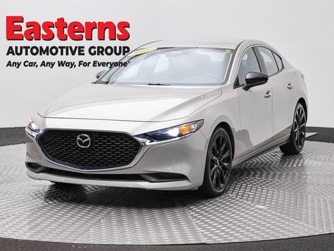 Used 2024 MAZDA MAZDA3 s FWD image 1