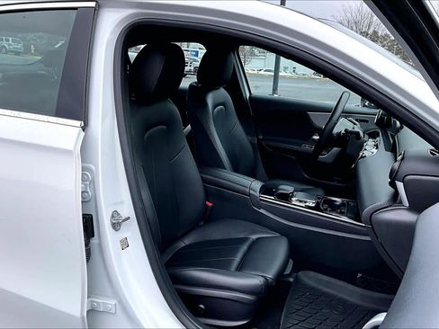 Used 2020 Mercedes-Benz A 220 4MATIC image 8