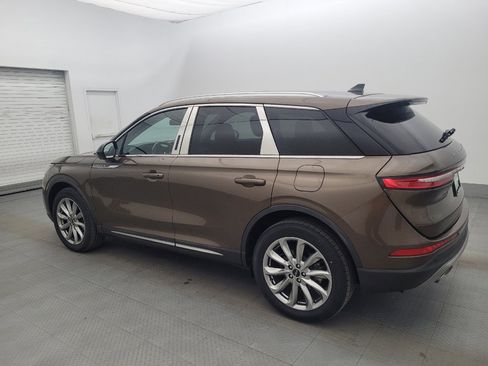 Used 2022 Lincoln Corsair AWD w/ Premium Package image 3