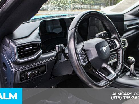 Used 2024 Ford Mustang Premium image 31