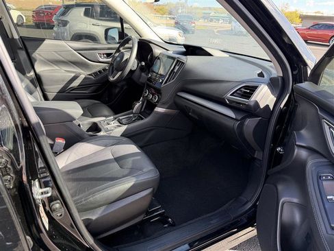 Used 2019 Subaru Forester Limited image 10