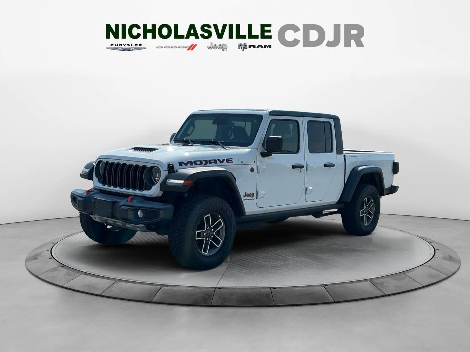 Used 2026 Jeep Gladiator Mojave AWD/4WD image 1