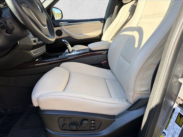 Used 2011 BMW X5 xDrive50i AWD/4WD image 14