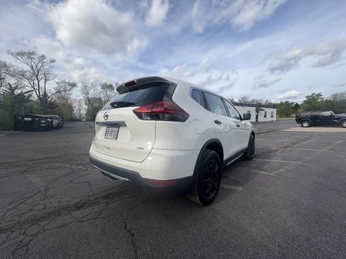 Used 2020 Nissan Rogue S AWD/4WD image 5