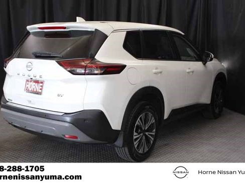 Used 2023 Nissan Rogue SV FWD image 13