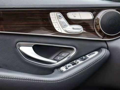 Used 2017 Mercedes-Benz C 300 4MATIC Sedan image 15