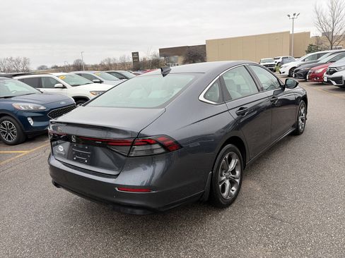 Used 2023 Honda Accord EX image 7