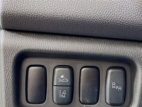 Used 2024 Mitsubishi Outlander Sport SE image 17