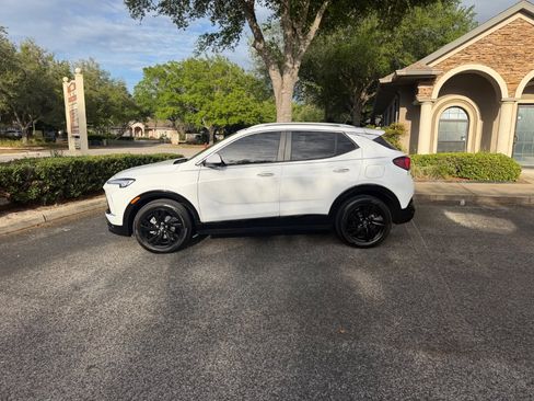Used 2024 Buick Encore GX Sport Touring w/ Advanced Technology Package image 1