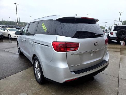 Used 2020 Kia Sedona EX image 7