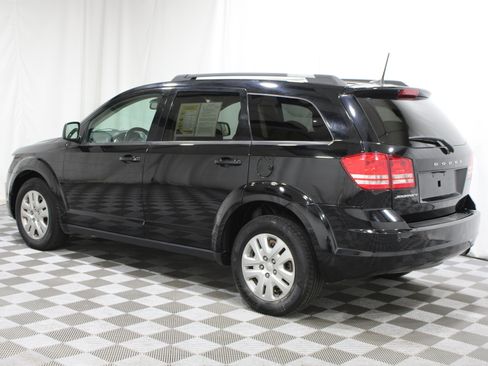 Used 2020 Dodge Journey SE w/ SE Popular Equipment Group FWD image 5