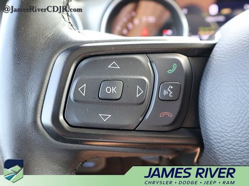Used 2023 Jeep Wrangler Unlimited w/ Cold Weather Group AWD/4WD image 25