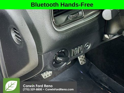 Used 2016 Dodge Challenger SRT Hellcat image 10