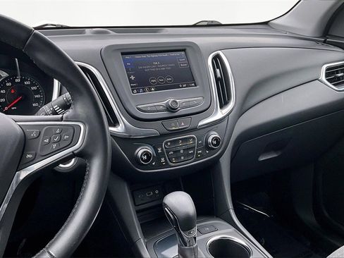 Used 2022 Chevrolet Equinox LT image 6