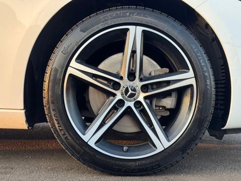 Used 2019 Mercedes-Benz A 220 A 220 4MATIC Sedan image 18