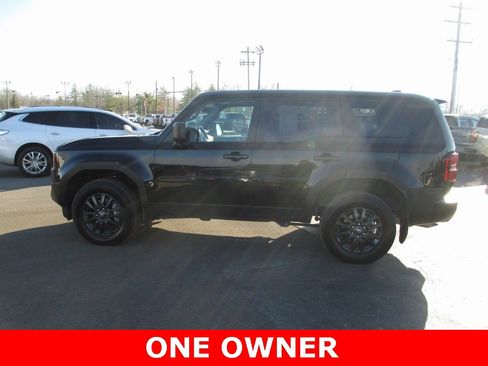 Used 2025 Toyota Land Cruiser Base image 8