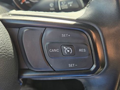 Used 2022 Jeep Wrangler Unlimited Sport image 24
