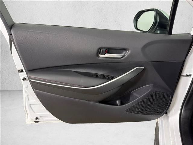 Used 2025 Toyota Corolla SE FWD image 10