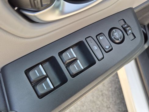 Certified 2025 Honda Pilot EX-L image 11