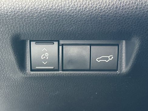 New 2026 Toyota RAV4 SE AWD/4WD image 31